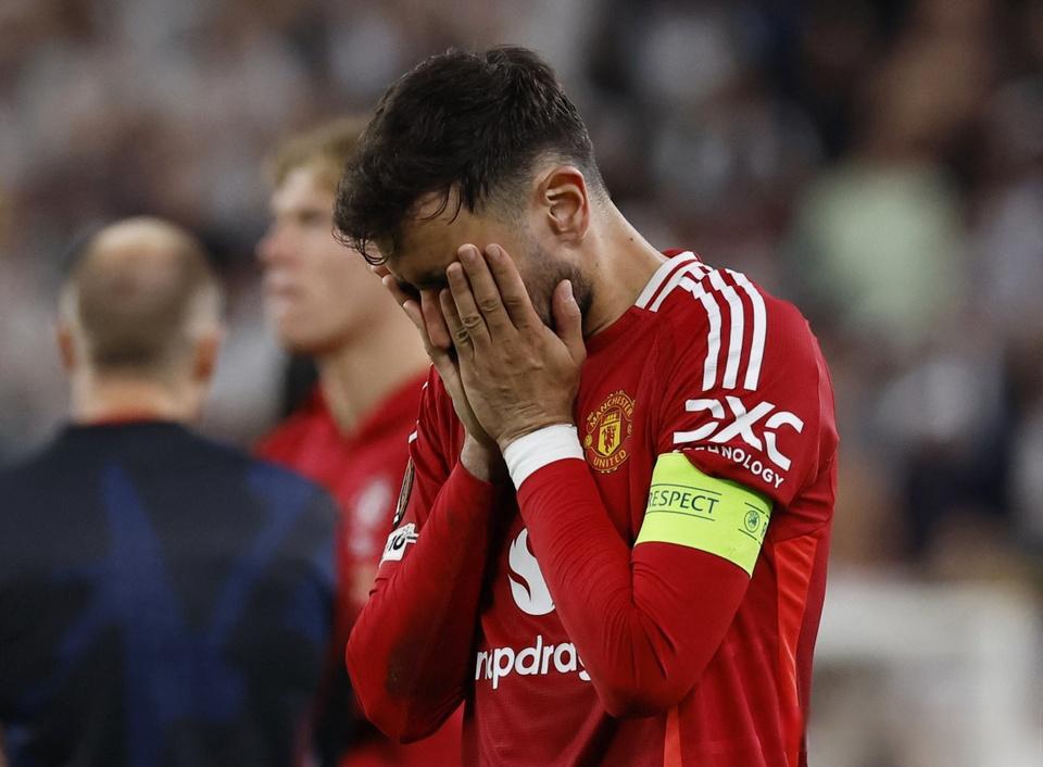  莱万多夫斯基受伤了 开云体育手机app下载